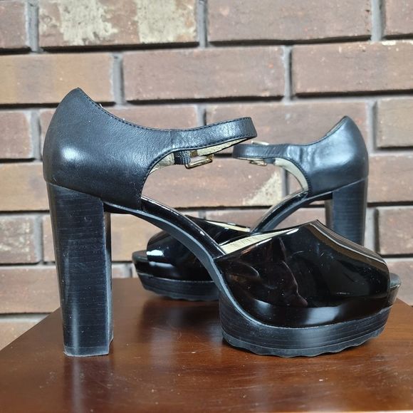 Michael Kors ultra platform leather ankle strap peep toe high heel pumps - Picture 9 of 12